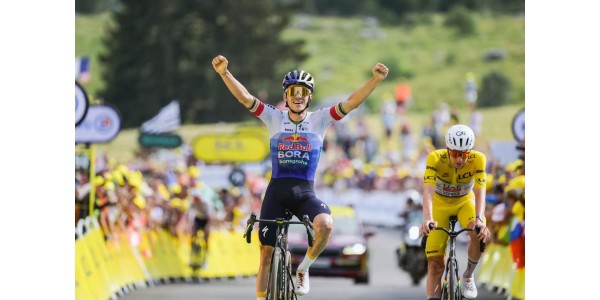 Vingegaard costretto al ritiro: la lotta per il Tour de France decisa in un istante Vingegaard costretto al ritiro: la lotta per il Tour de France decisa in un istante